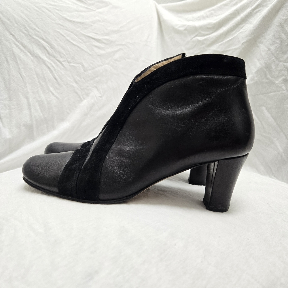 Taryn Rose Elegant Black Leather Block Heel Boots Side Zip